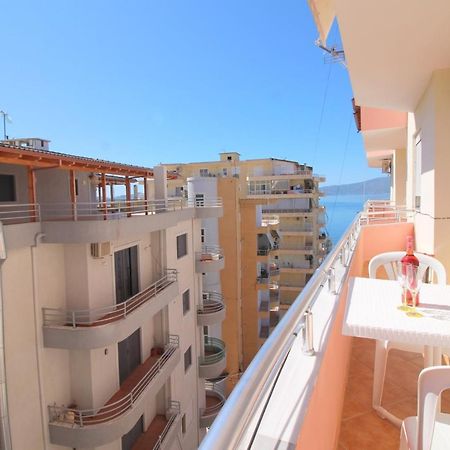 Mece Apt. Sarandë Exterior foto
